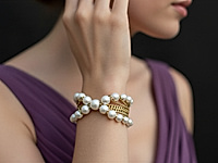 Оригинальная идея потрясающего дизайнера украшений из Афин Melanie Geargcopoulos. Набор материалов для сборки браслета с жемчугом майорка и ювелирной цепочкой с панцирным плетением в цвете "золото". Длина регулируется при помощи замочка с удлинителем.
Мастер - класс, как собрать X браслет, ЗДЕСЬ.
, фото №162955