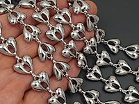 Ювелирная цепочка с глидерным плетением для создания бижутерии (украшений). Покрытие - родий. Общие размеры цепи - 15х5.5 мм. Размер звена сердечка - 14x14х6 мм, подвесное колечко - 1.9 мм, колечко замкнуто. Размеры восьмерки - 7х3х1.9 мм, внутри - 2.9х1.9 мм, восьмерка разъемная. Цена указана за 20 см. При покупке от 2 мерок, вы получаете 40, 60 и другие отрезки, кратные 20 см, одним отрезком.
, фото №163504