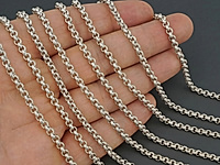 Ювелирная цепочка ролло (шопард) для создания бижутерии (украшений). Покрытие - родий. Размер звена - 3.5х1.5 мм, не замкнуто. Диаметр внутри звена - 2 мм. Цена указана за 20 см. При покупке от 2 мерок, вы получаете 40, 60 и другие отрезки, кратные 20 см, одним отрезком.
, фото №163644