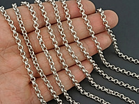 Ювелирная цепочка ролло (шопард) для создания бижутерии (украшений). Покрытие - родий. Размер звена - 4х1.4 мм, не замкнуто. Диаметр внутри звена - 2.5 мм. Цена указана за 20 см. При покупке от 2 мерок, вы получаете 40, 60 и другие отрезки, кратные 20 см, одним отрезком.
, фото №163646