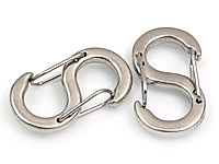 Двойной замочек карабин  из нержавеющей стали для создания бижутерии (украшений). Металл - нержавеющая  сталь. Цвет - родий. Размер замка - 15.5х8.5х1.5 мм. Внутреннее пространство  - 5 мм. Цена указана за штуку.

, фото №163817