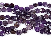 Граненые бусины таблетки, монетки аметиста. Месторождение - Бразилия. Диаметр отверстия 1.4 мм. Размеры и вес устреднены. Мелкие выемки.
, фото №163869