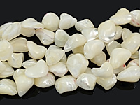 Бусины белого перламутра витая галтовка.  Диаметр отверстия 1.1 мм. Размеры, вес, длина и количество бусин на нити указаны примерно. Точнее замеряем по требованию.
, фото №163939