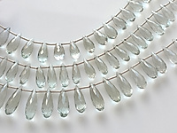 Граненые бусины бриолеты зеленого кварца празиолита (облагорожены). Месторождение - Бразилия. Диаметр отверстия 0.4 мм, расположение не всегда симметрично по центру, микровыемки вокруг отверстий. Размеры и вес усреднены, точнее замеряем по требованию.&nbsp;
, фото №164149